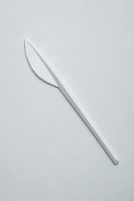 Couteau en plastique PS économique / 2 g